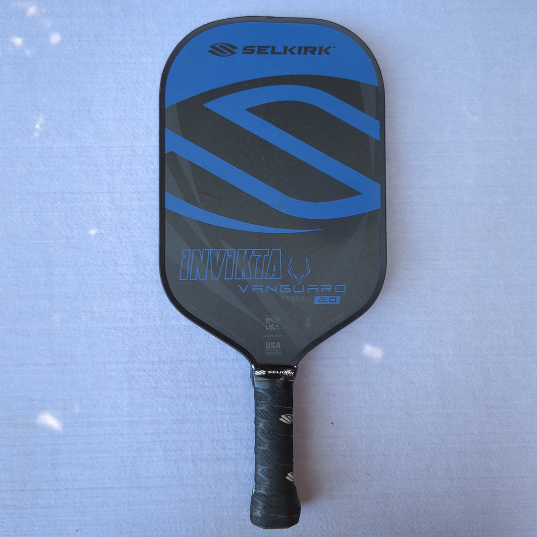 Selkirk Vanguard 2.0 Invikta Midweight - used paddle