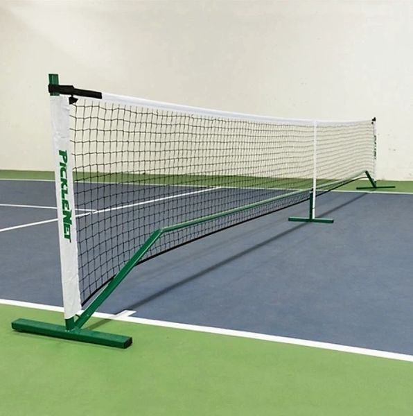 Picklenet® Heavy duty flat poles never bend. Quick setup. No clips.
